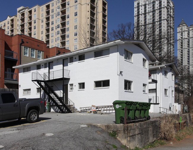 Tree On 12th St. Apartments in Atlanta, GA - Building Photo - Building Photo