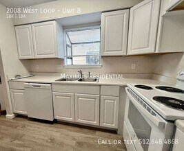 2008 West Loop in Austin, TX - Building Photo - Building Photo