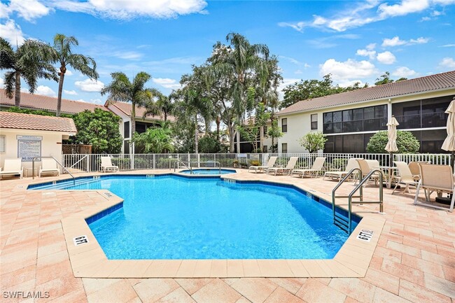 611 Serendipity Dr in Naples, FL - Building Photo - Building Photo