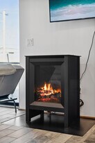 10 Anchor St in Hampton, NH - Building Photo