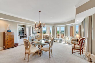 300 SE 5th Ave in Boca Raton, FL - Building Photo - Building Photo