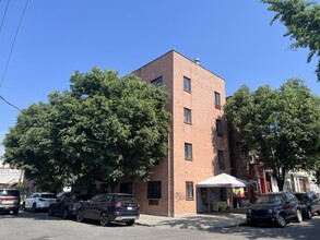 729 E 212th in Bronx, NY - Building Photo - Building Photo