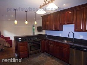 44 Greycliff Rd-Unit -APT# 2 in Boston, MA - Building Photo - Building Photo