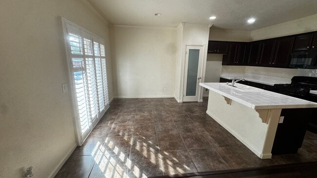 5419 Woodard Ridge Dr in Bakersfield, CA - Building Photo - Building Photo