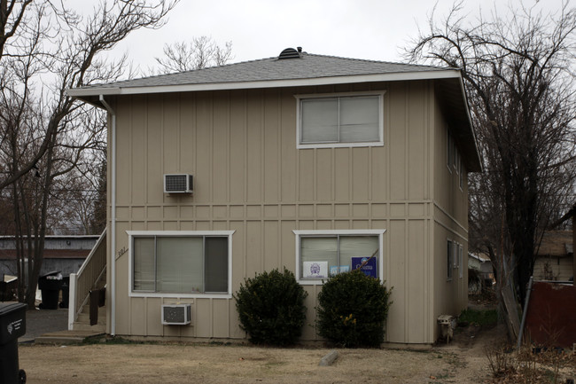 301 W El Camino Ave in Sacramento, CA - Foto de edificio - Building Photo