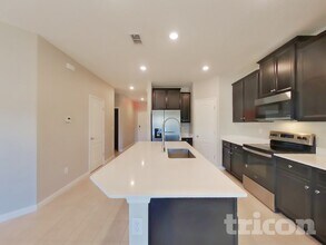 6585 Longleaf Branch Dr, Unit Noho Nest in Jacksonville, FL - Building Photo - Building Photo