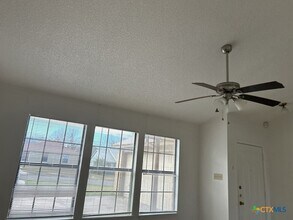 1801 Lea Ann Dr in Killeen, TX - Building Photo - Building Photo