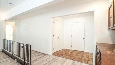 3016 Donavan Way in Decatur, GA - Building Photo - Building Photo