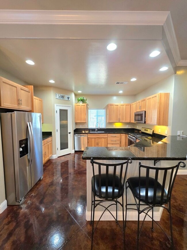 2899 Gunn Ct in Redding, CA - Building Photo - Building Photo