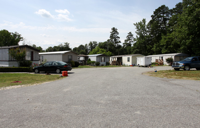 Duke Forest Mobile Home Park in Durham, NC - Building Photo - Building Photo