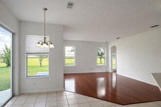 927 Shadowmoss Dr in Winter Garden, FL - Building Photo - Building Photo