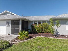 132 NE 7th Ave in Cape Coral, FL - Building Photo