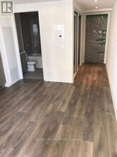 88 Harbour St in Toronto, ON - Building Photo - Building Photo