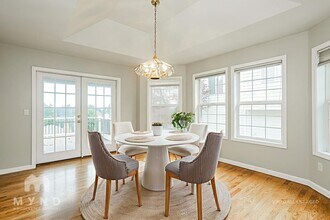 6613 46th Ave Ct E in Tacoma, WA - Foto de edificio - Building Photo