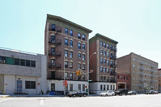 880 ST NICHOLAS AVE in New York, NY - Building Photo - Building Photo