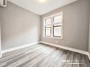 3937 N Janssen Ave in Chicago, IL - Building Photo - Building Photo