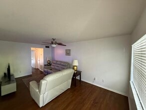 1225 NW 21st St in Stuart, FL - Building Photo - Building Photo