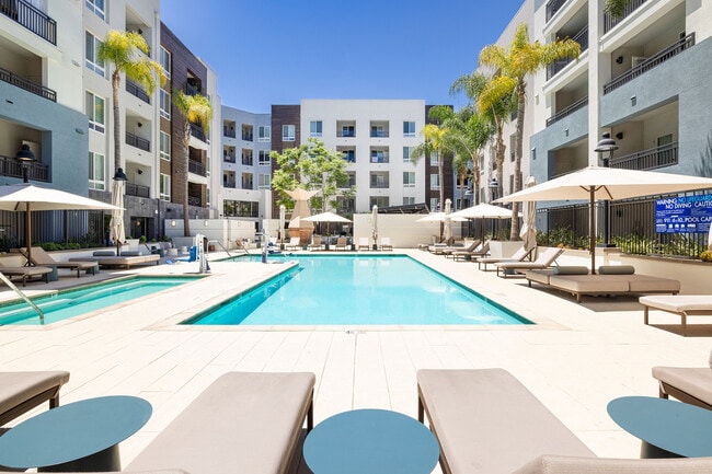 Elan Huntington Beach