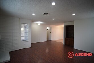 3112 Jackie Ct in Bakersfield, CA - Building Photo - Building Photo