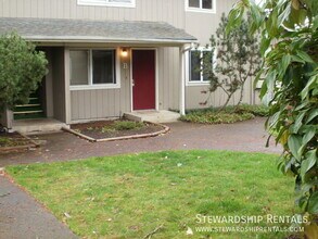 1170 Grant Alley in Eugene, OR - Building Photo - Building Photo