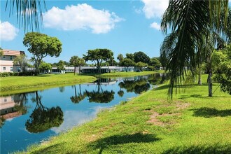 286 Monaco Blvd in Delray Beach, FL - Building Photo - Building Photo