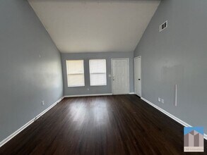 804 Emerald Forest Cir in Lawrenceville, GA - Building Photo - Building Photo