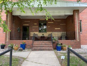 3504 11th Ave N in Grand Forks, ND - Foto de edificio - Building Photo