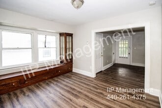 3204 W 92nd St in Cleveland, OH - Building Photo - Building Photo
