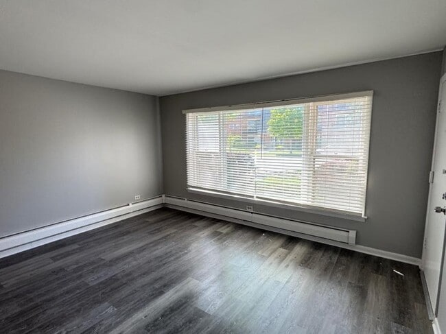 10925 Keating Ave in Oak Lawn, IL - Building Photo - Building Photo