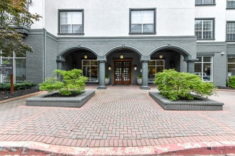 Avana Cheshire Bridge in Atlanta, GA - Building Photo - Building Photo