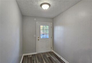 6627 Banbury Ct NW in Norcross, GA - Building Photo - Building Photo