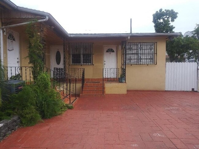 520 SW 6th Ave, Unit Studio