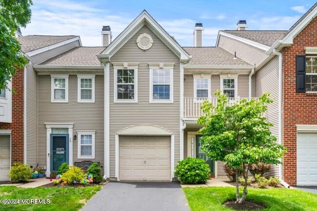 property at 39 Meadow Ln