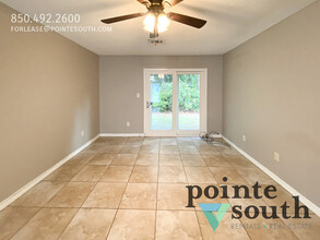 6427 Schoel Ln in Gulf Shores, AL - Building Photo - Building Photo