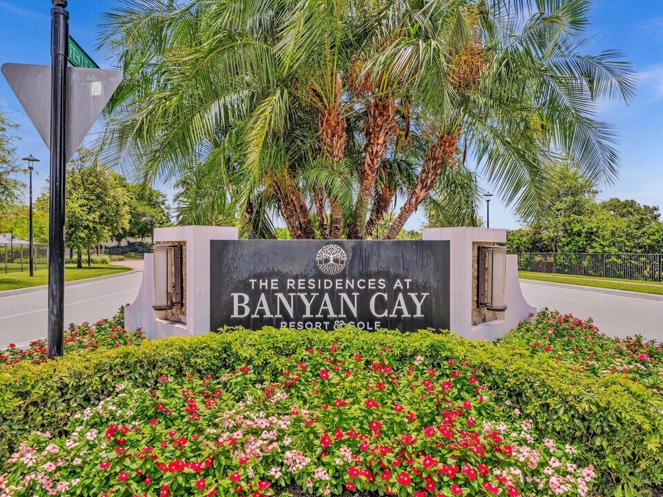 3029 Bellflower Cir in West Palm Beach, FL - Building Photo