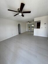 380 W 22nd Ct in Riviera Beach, FL - Building Photo - Building Photo