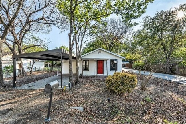 property at 2707 Cliff St
