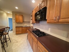 427 E Wall St in Bethlehem, PA - Building Photo - Building Photo