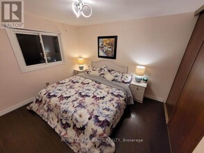 72 Dundalk Dr in Toronto, ON - Building Photo - Building Photo