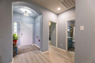8806 Explorer Dr in Texas City, TX - Building Photo - Building Photo