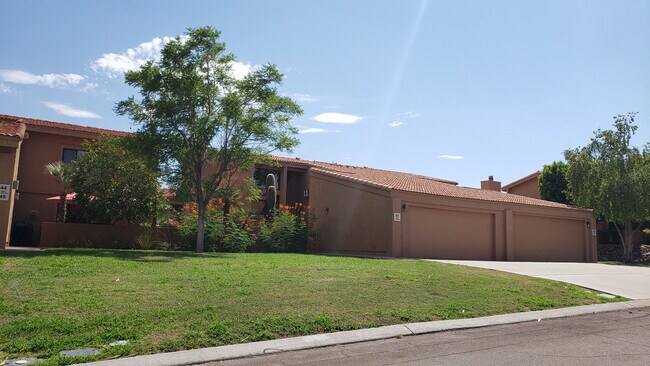 16233 E Rosetta Dr, Unit uclvb#43 in Fountain Hills, AZ - Building Photo - Building Photo