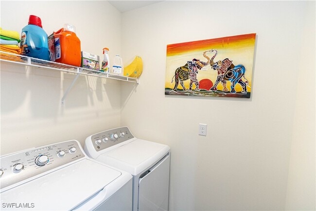property at 2964 Royal Gardens Ave