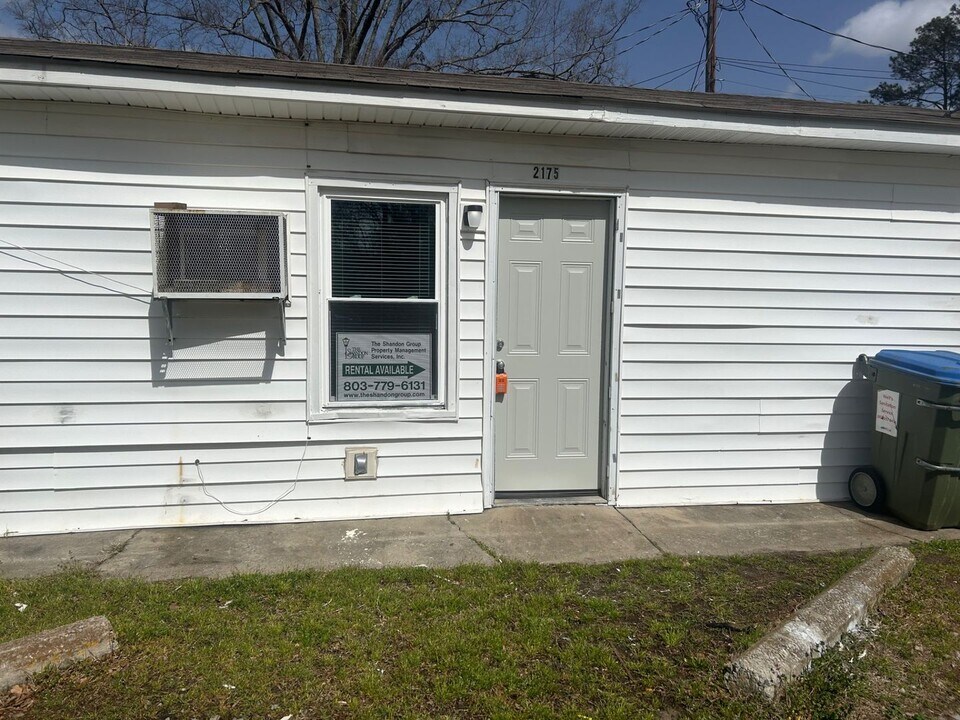 2175 McCravy St in Newberry, SC - Building Photo