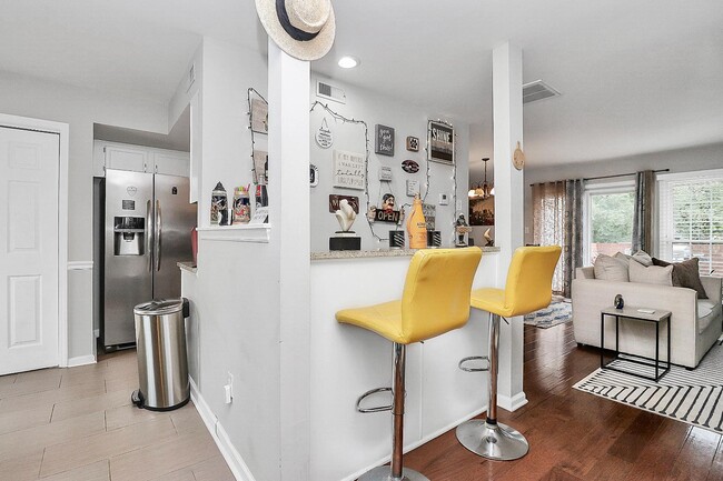 property at 9252 N Vicksburg Park Ct