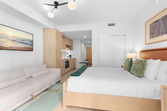 11 NE 6th St, Unit SI ID1380770P in Miami, FL - Foto de edificio - Building Photo