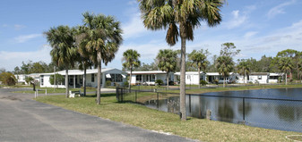 Bob's Landing Mobile Home Park Apartamentos