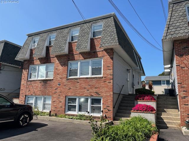 property at 3 Inwood Rd