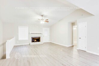 5545 Gibson Dr in Acworth, GA - Building Photo - Building Photo