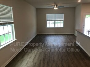 5517 Carrington Ct in Trinity, NC - Building Photo - Building Photo