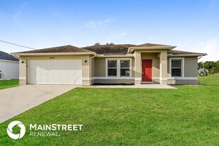 3421 32nd St SW in Lehigh Acres, FL - Building Photo